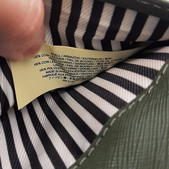 Kate Spade Olive Green & Gold Tone Leather Full Size Bifold Wallet - Picture 14 of 16